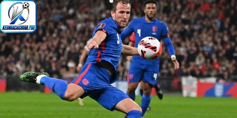 Bayern dừng bước, Kane vẫn bùng nổ mùa này