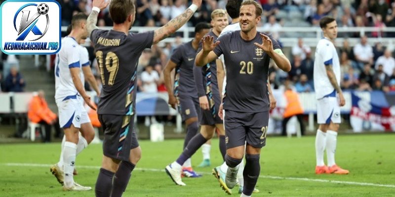 Kane san bằng kỳ tích knock-out của Ronaldo